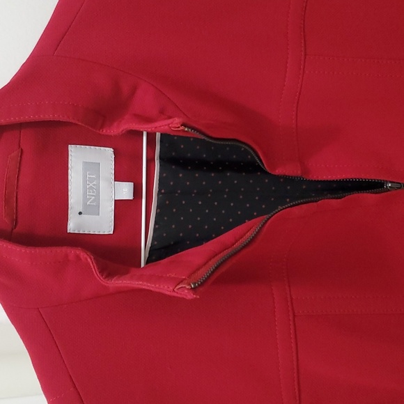 Maroon Jacket with fine stitching details - Picture 6 of 8